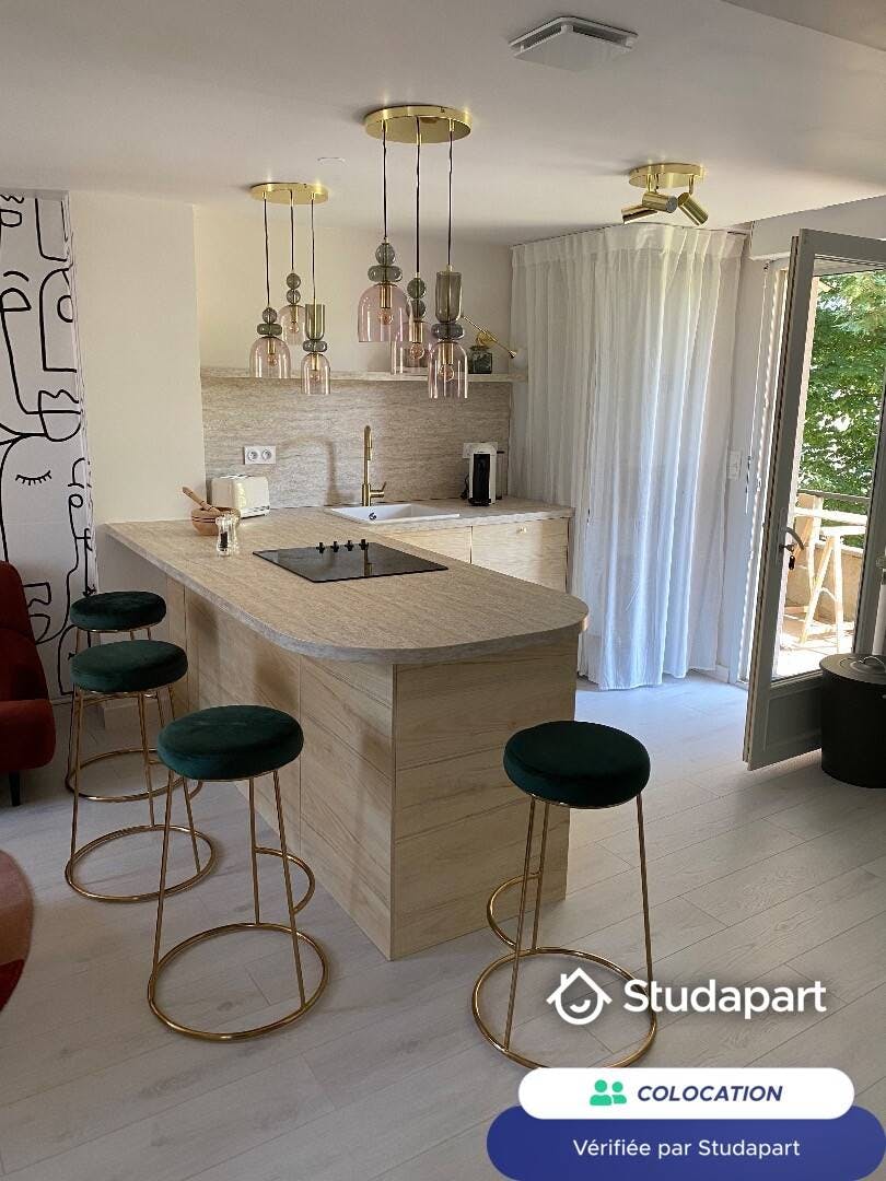 Private room for rent for €450 per month in Bourg-en-Bresse, Avenue de Mâcon