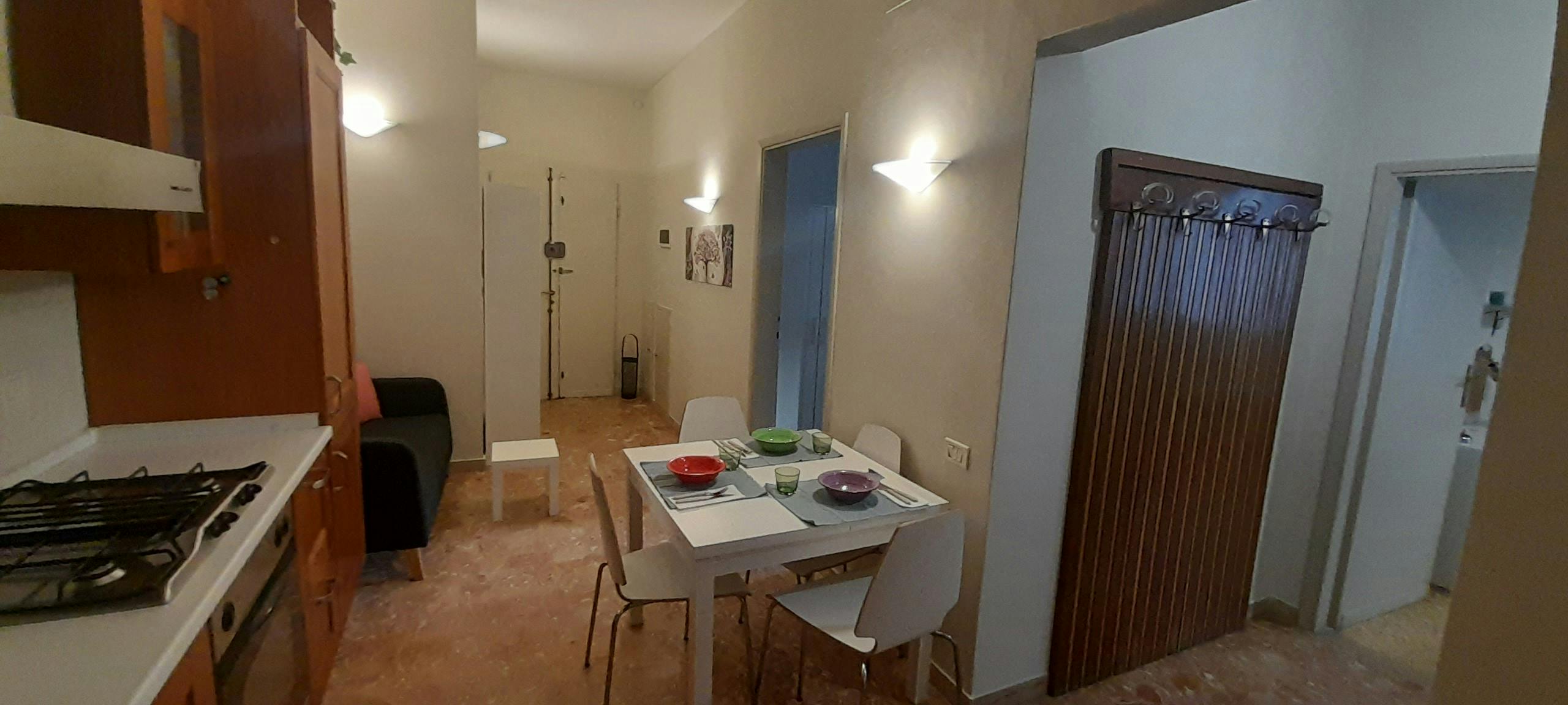 Double room Florence, 1 bed, 20m² — photo 11