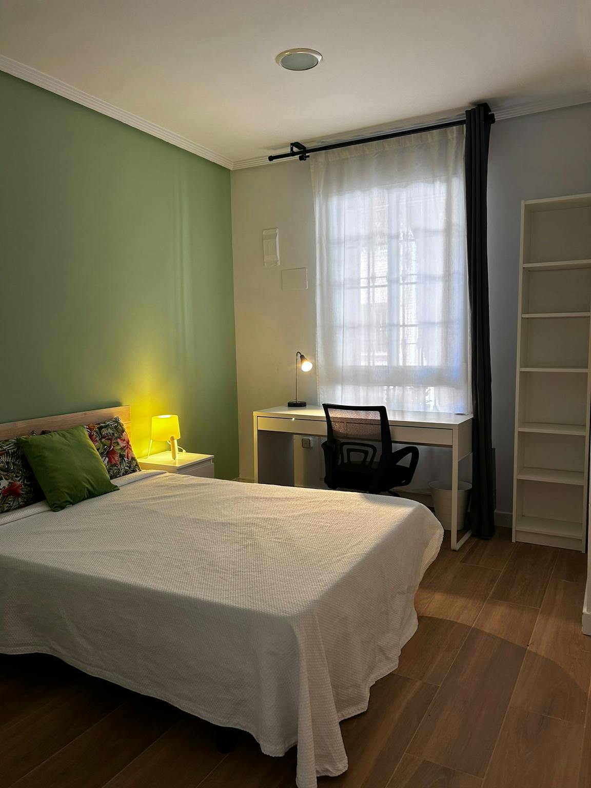 Calle Roma, Madrid preview