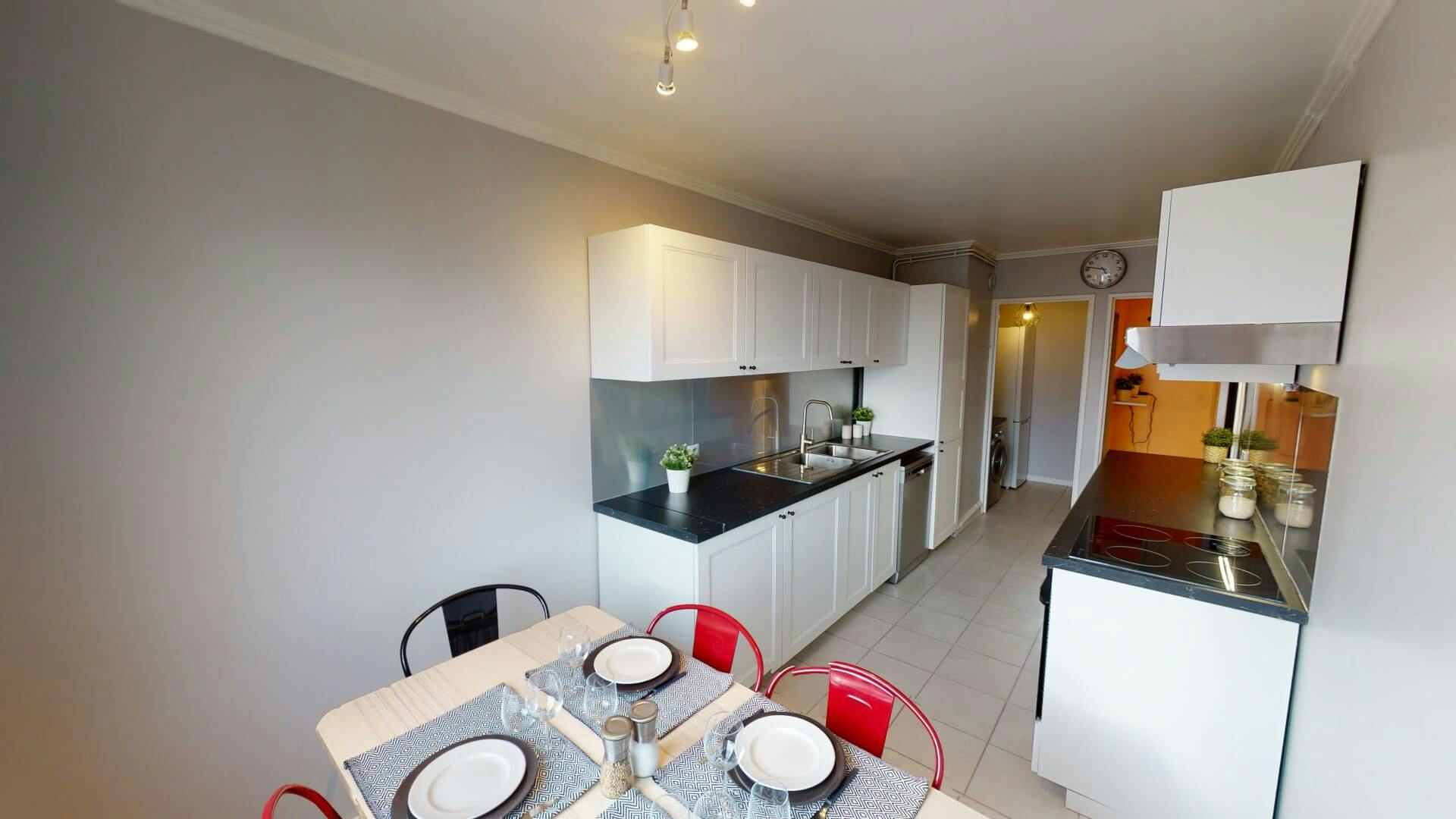 Apartment Lyon, 1 bed, 11m² — photo 2