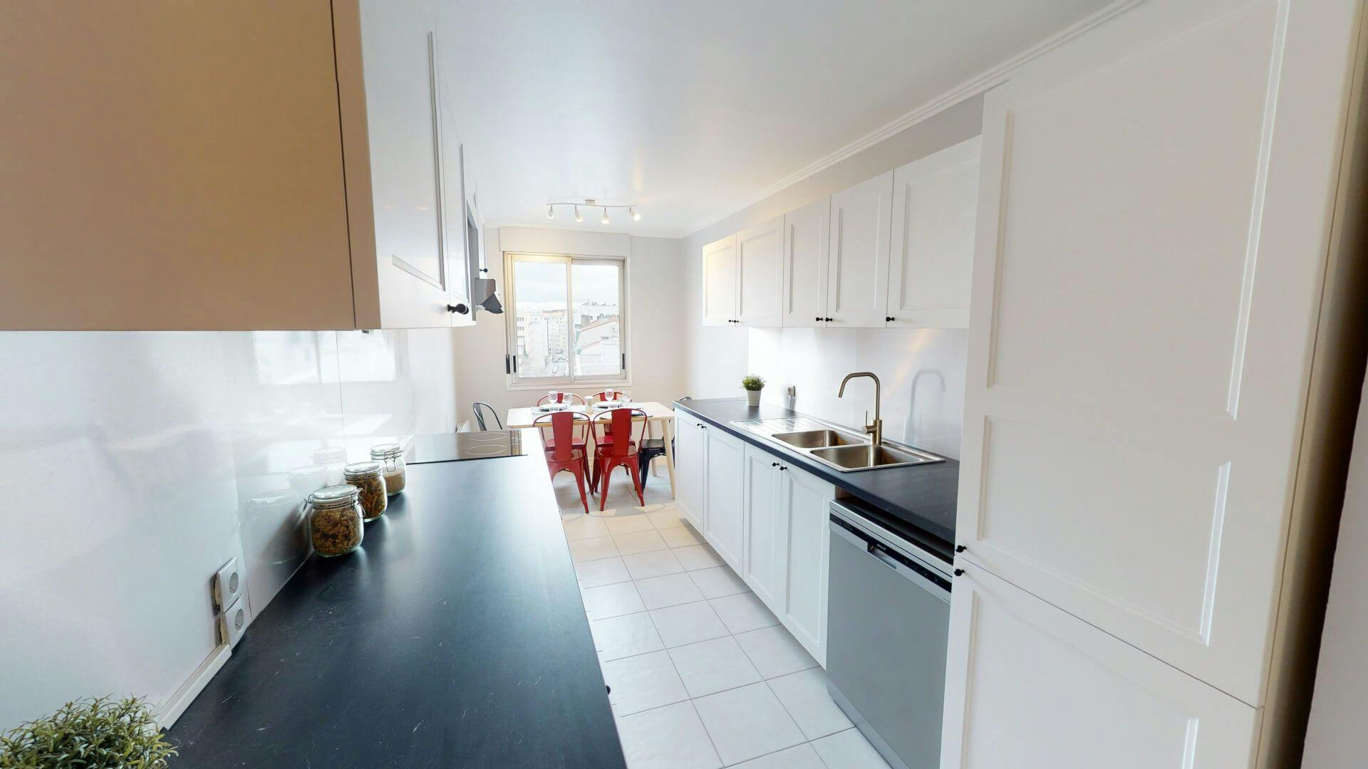 Apartment Lyon, 1 bed, 11m² — photo 10