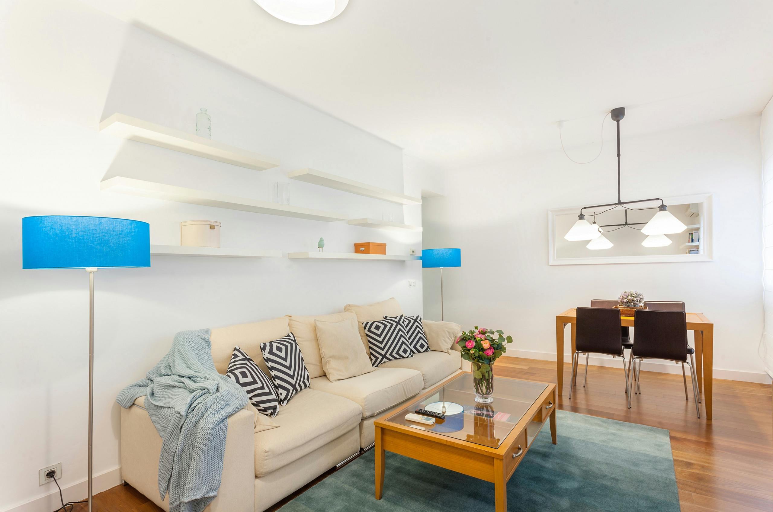 Calle del Monte Esquinza, Madrid Madrid