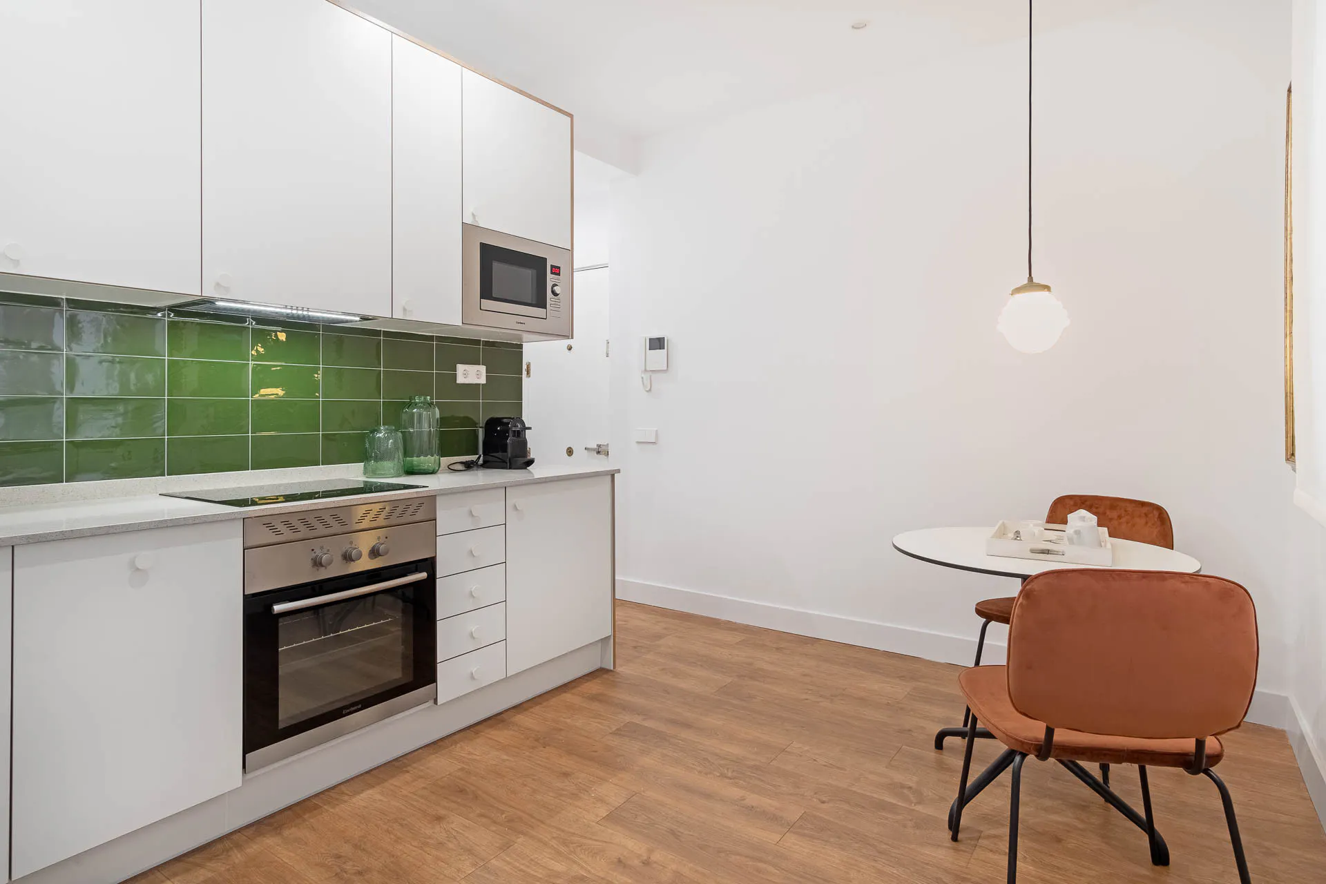 2-Bedroom Apartment in Calle de Antonio Arias, Madrid (1544158) ROOM 3
