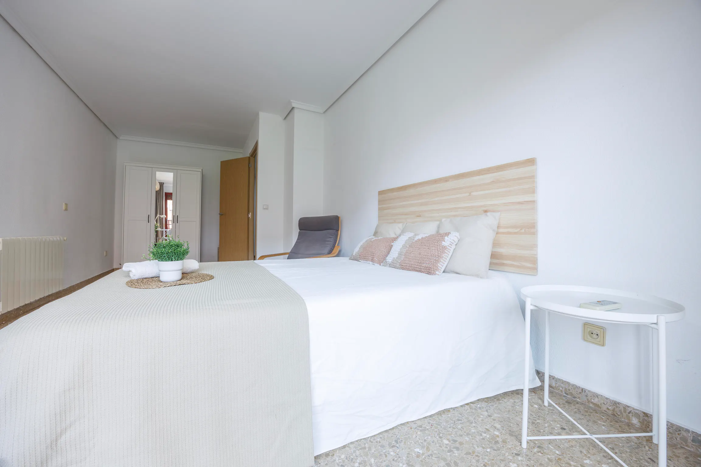 Private room in Calle Dolores Marqués, Valencia (1544162) ROOM 4