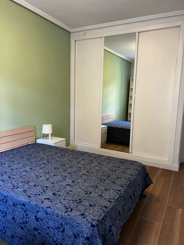 Private room in Calle Roma, Madrid (1544182) room image 2