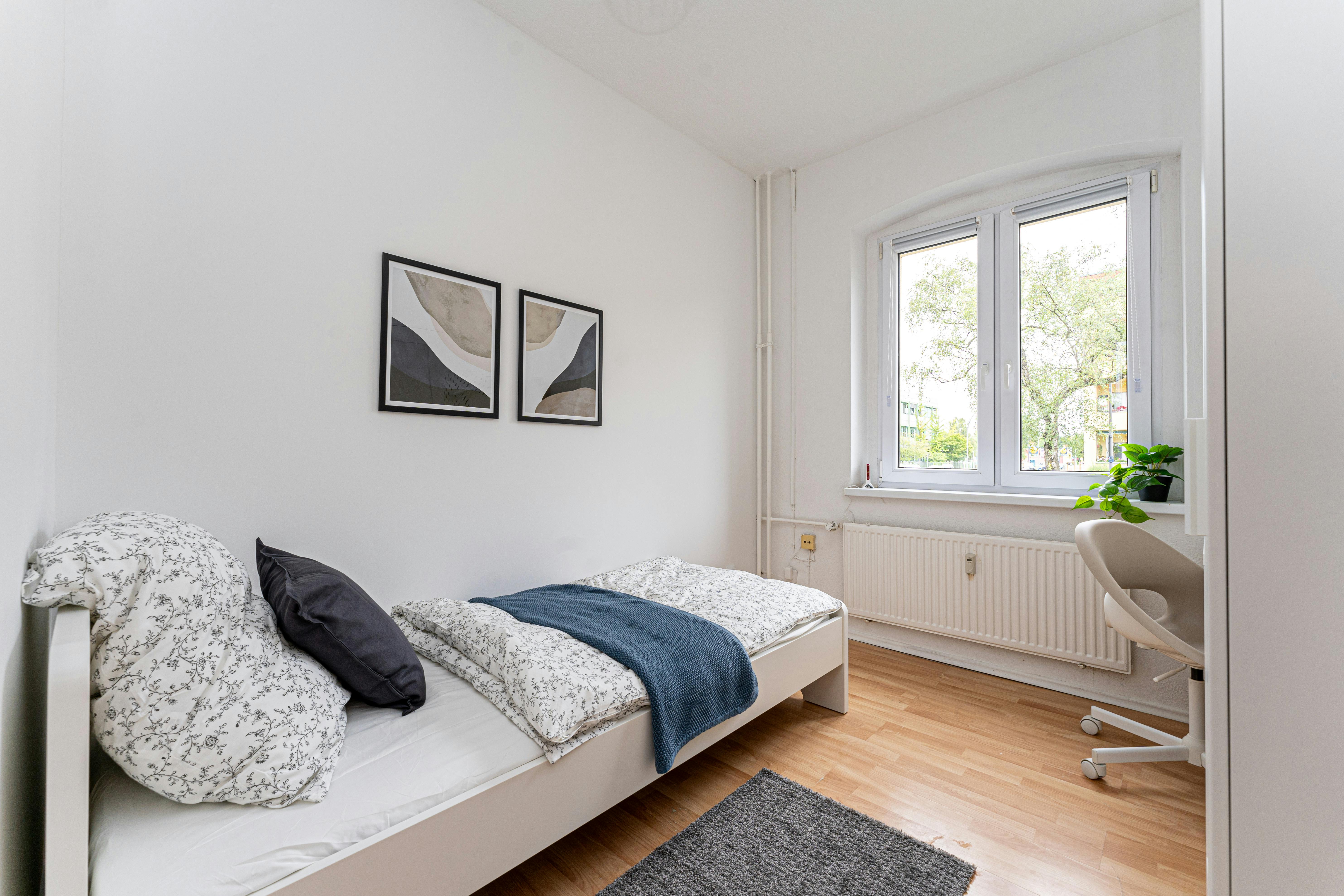 Lienemannstraße, Berlin preview