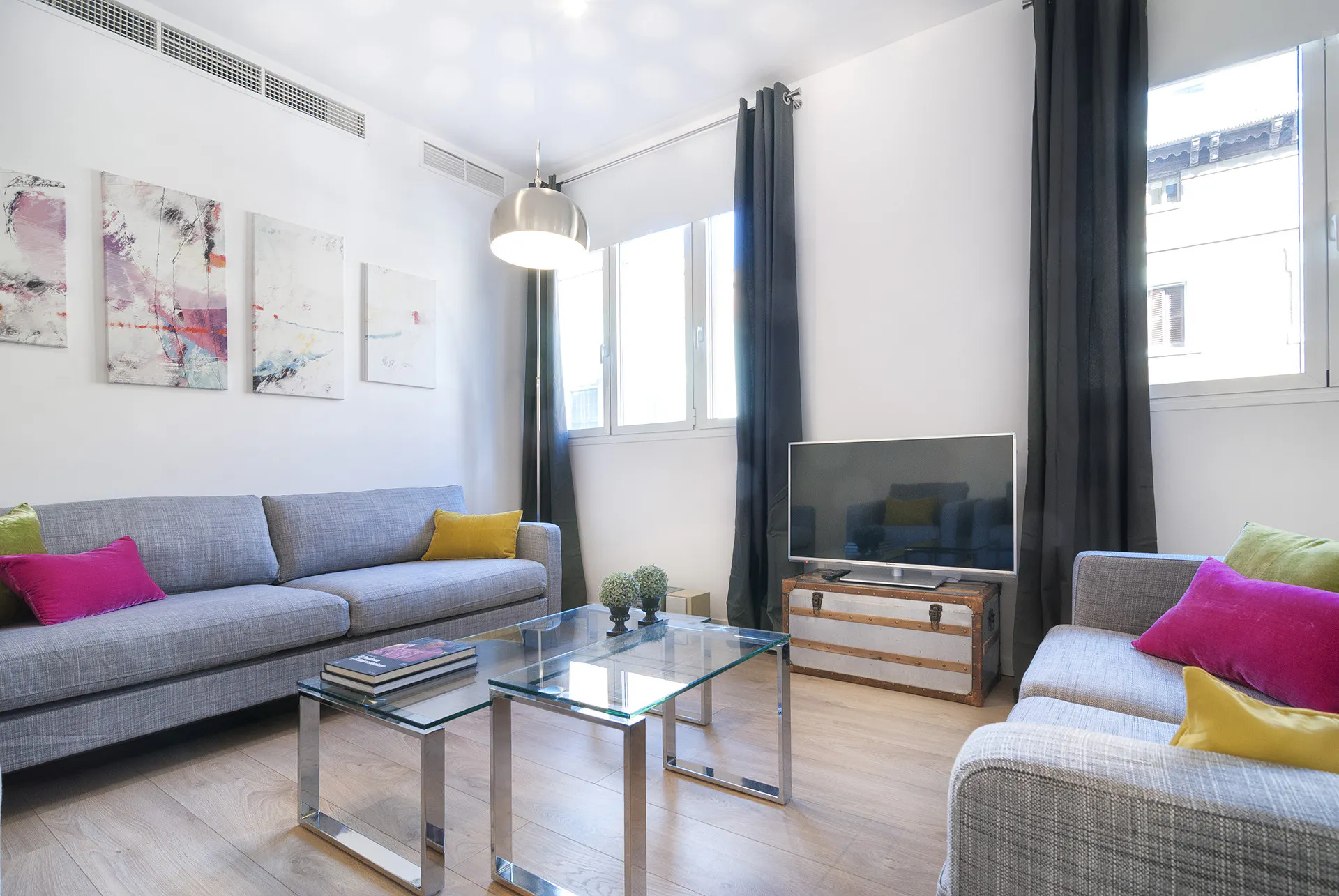 2-Bedroom Apartment in Calle Mejía Lequerica, Madrid (1544211) ROOM 2