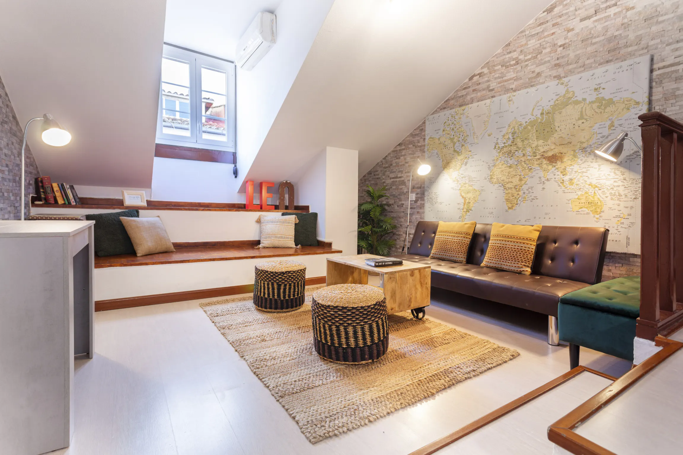 2-Bedroom Apartment in Calle Jesús del Valle, Madrid (1544214) ROOM 3
