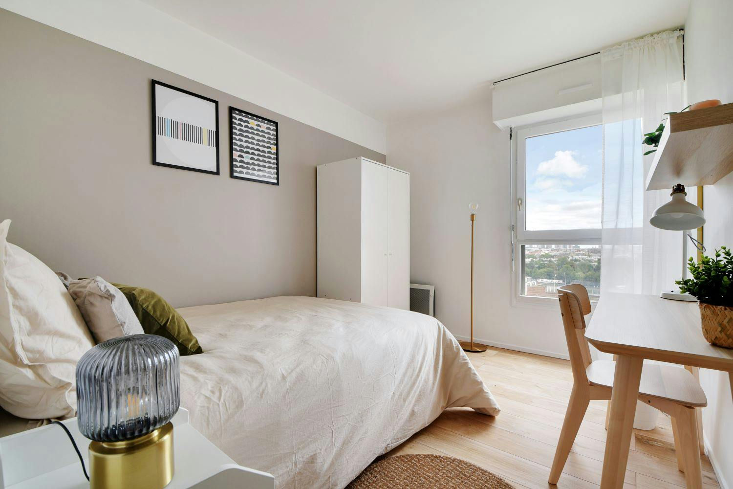 Place du Moustier, Saint-Cloud preview