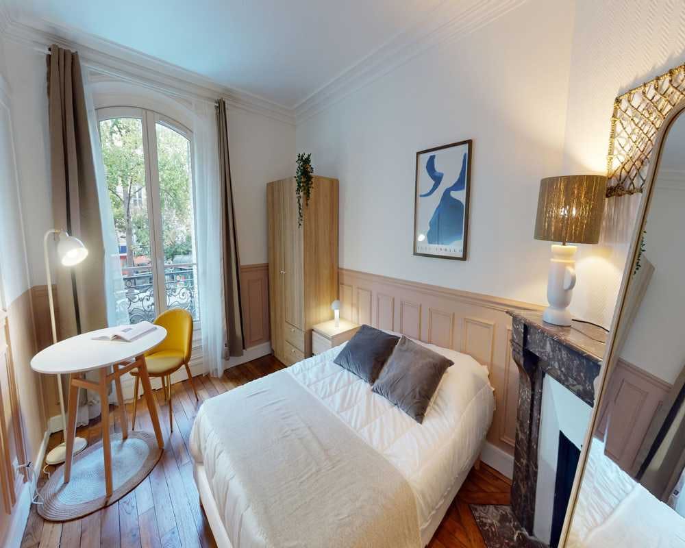 Rue des Cloys, Paris preview