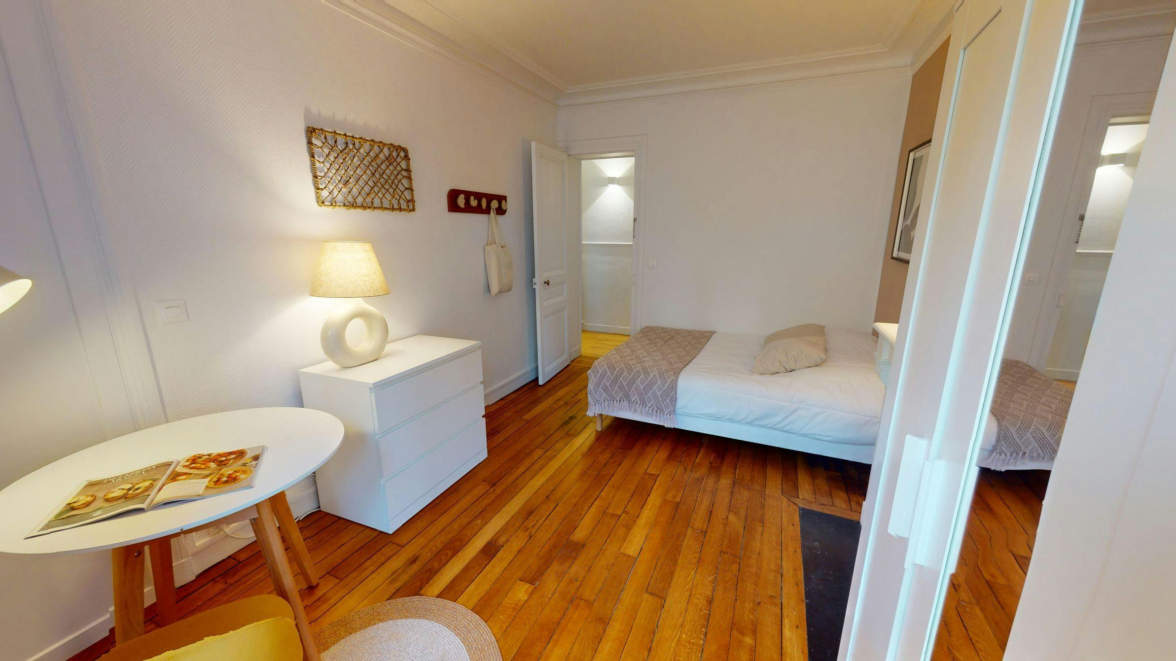 Appartement – Paris, 18th Arrondissement - Vue 4