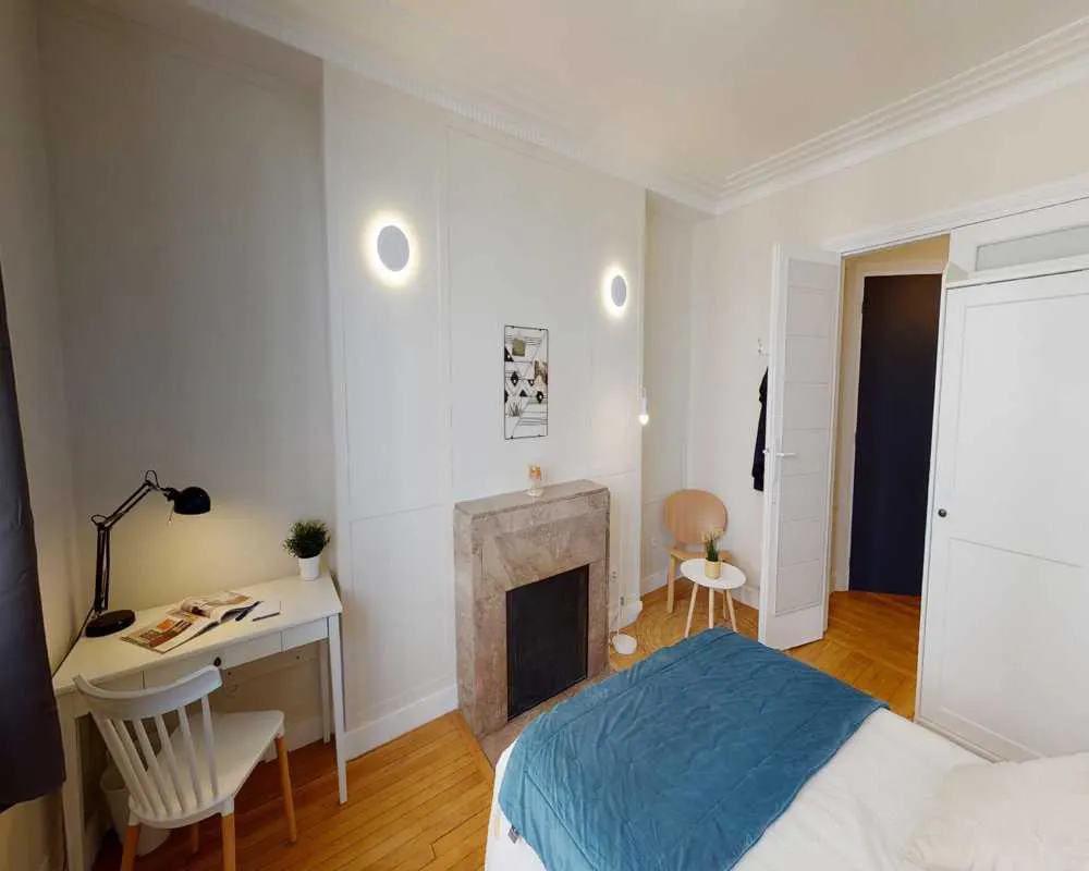 Private room in Rue Gustave le Bon, Paris (1544278) ROOM 2