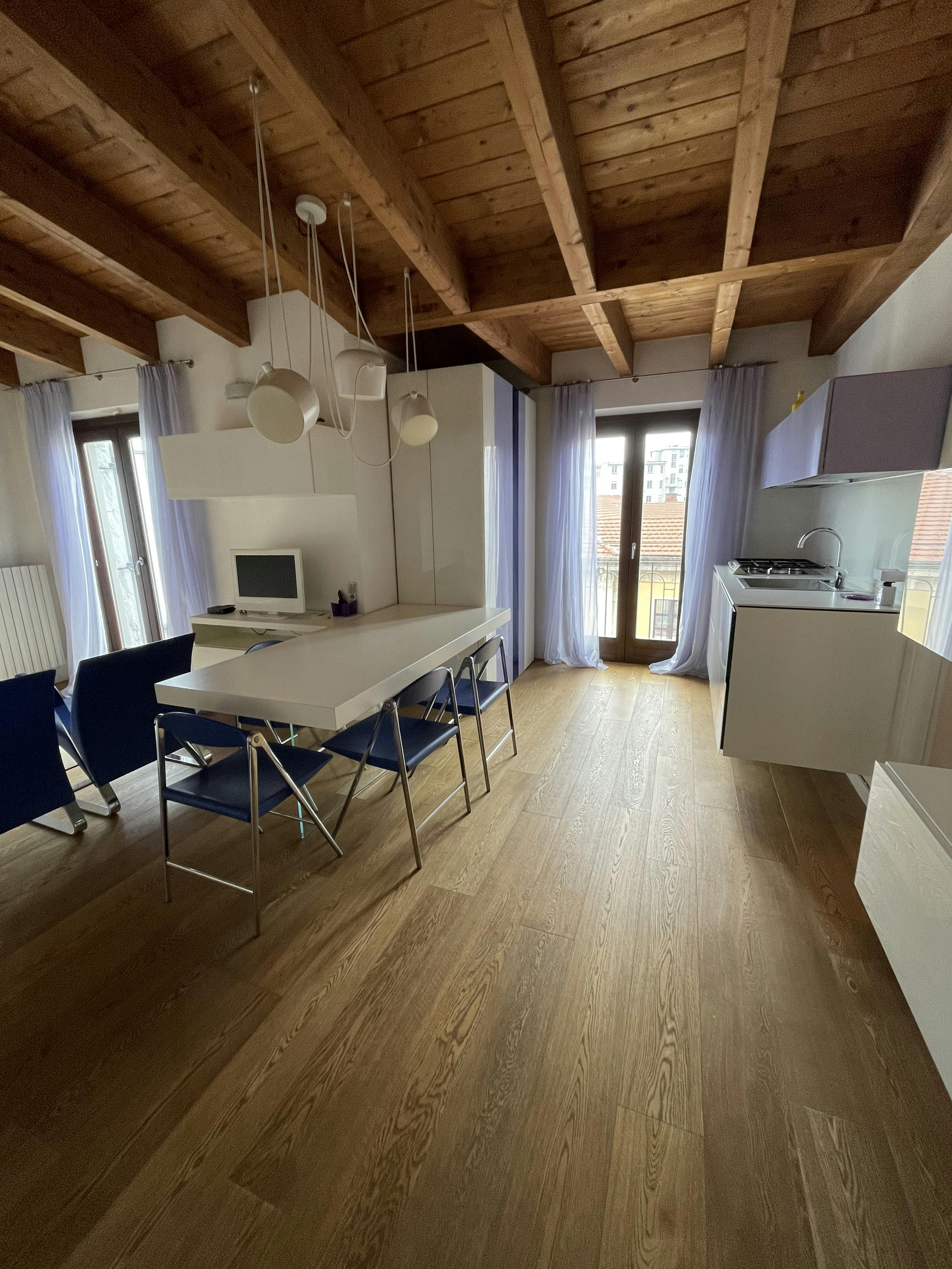 Via Caccialepori, Milan