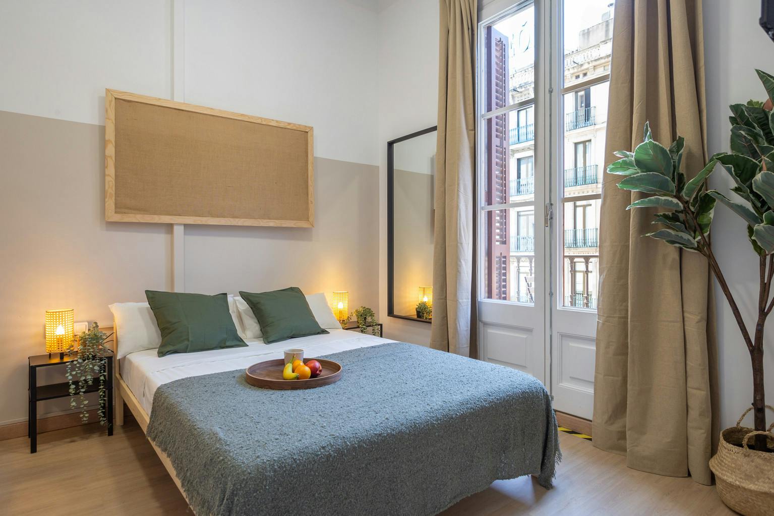 preview gallery tile