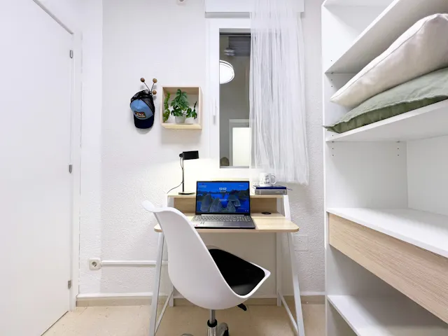 Private room in Avenida de Valladolid, Madrid (1544461) room image 2