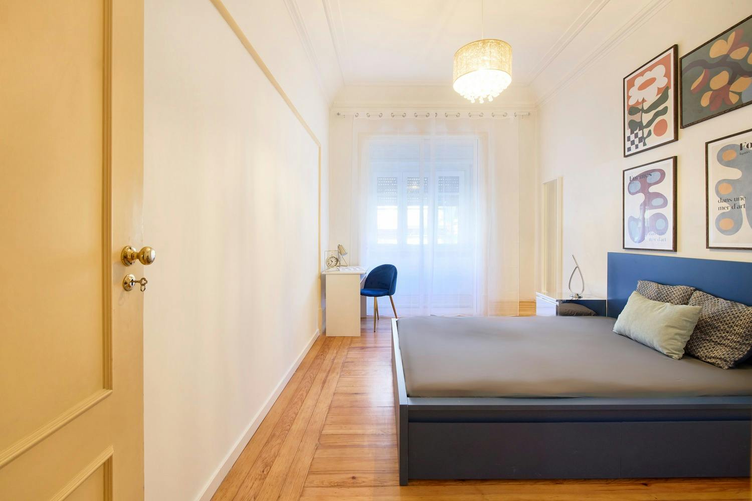 preview gallery tile