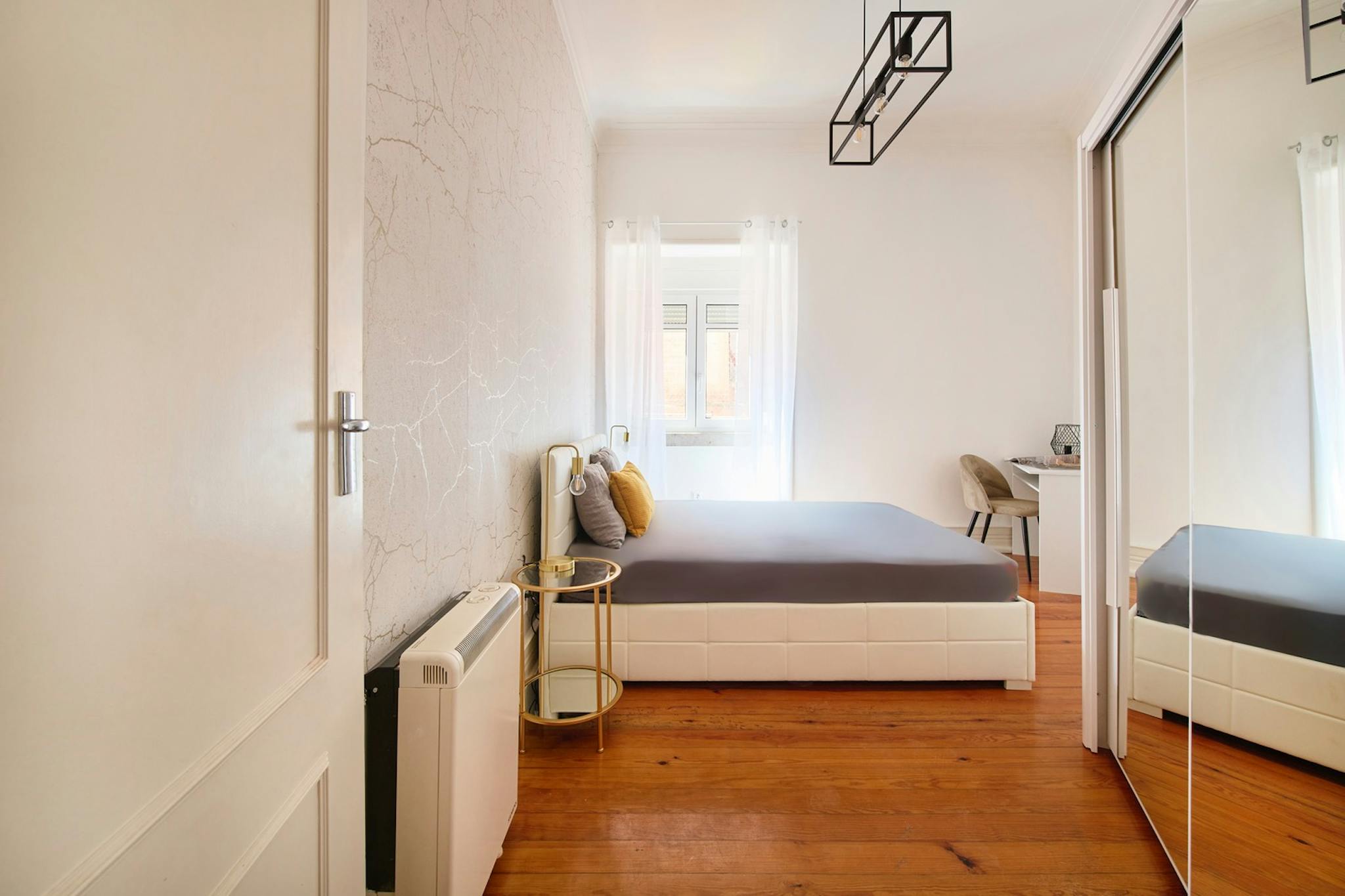 Avenida Álvares Cabral, Lisbon preview