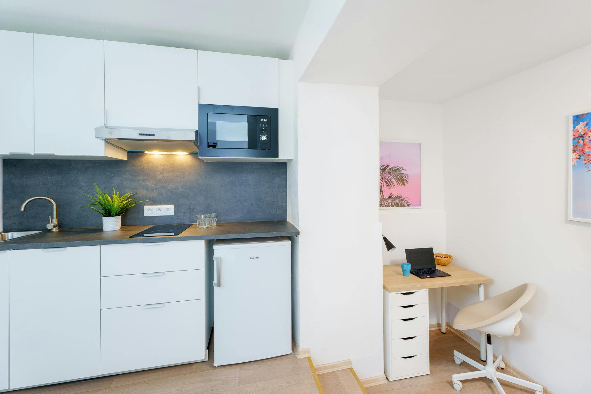 preview gallery tile