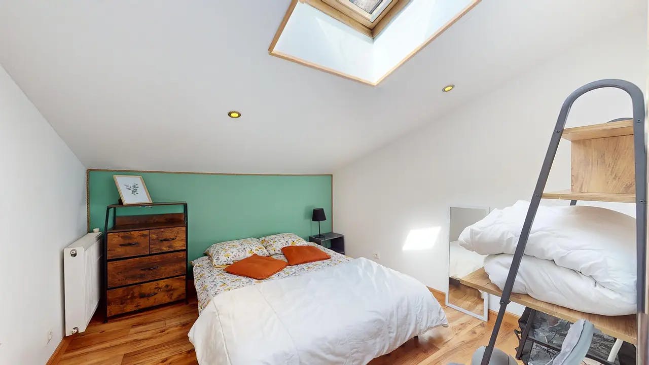 WG-Zimmer zu mieten für 409 € pro Monat in Angoulême, Rue de la Tourgarnier