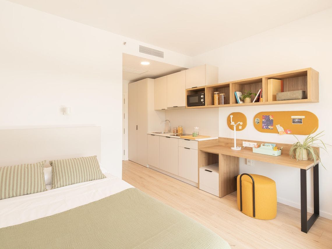 Studio for rent for €995 per month in Sabadell, Carrer del Pare Rodés