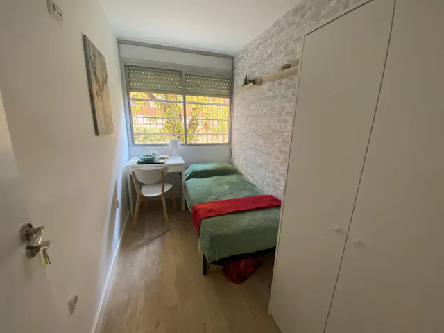 Private room in Calle del Corregidor Señor de la Elipa, Madrid (1544929) room image 1