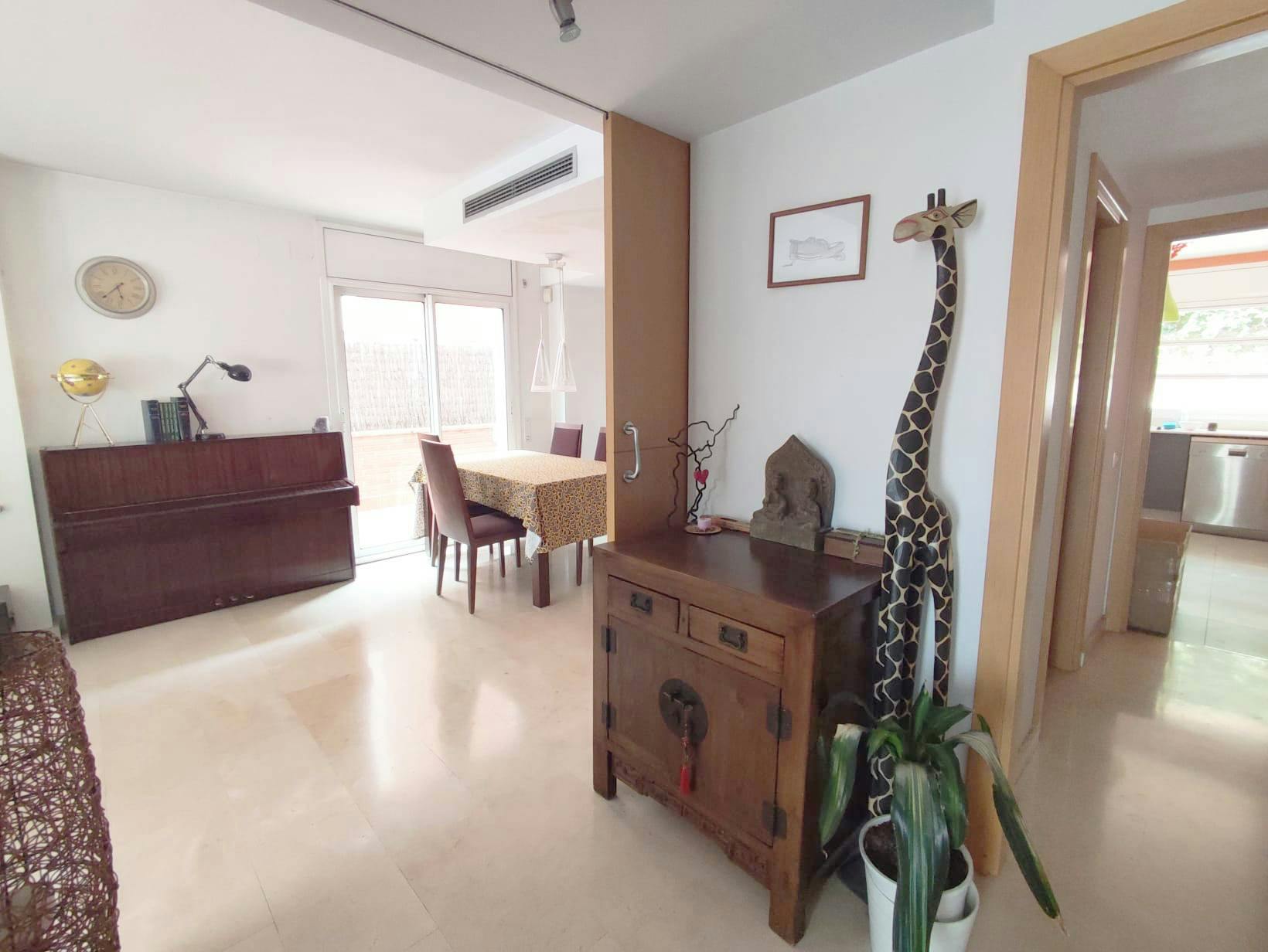 Дом сдается в аренду за 3 600 € в месяц в Sant Quirze del Vallès, Carrer del Pla de l'Estany