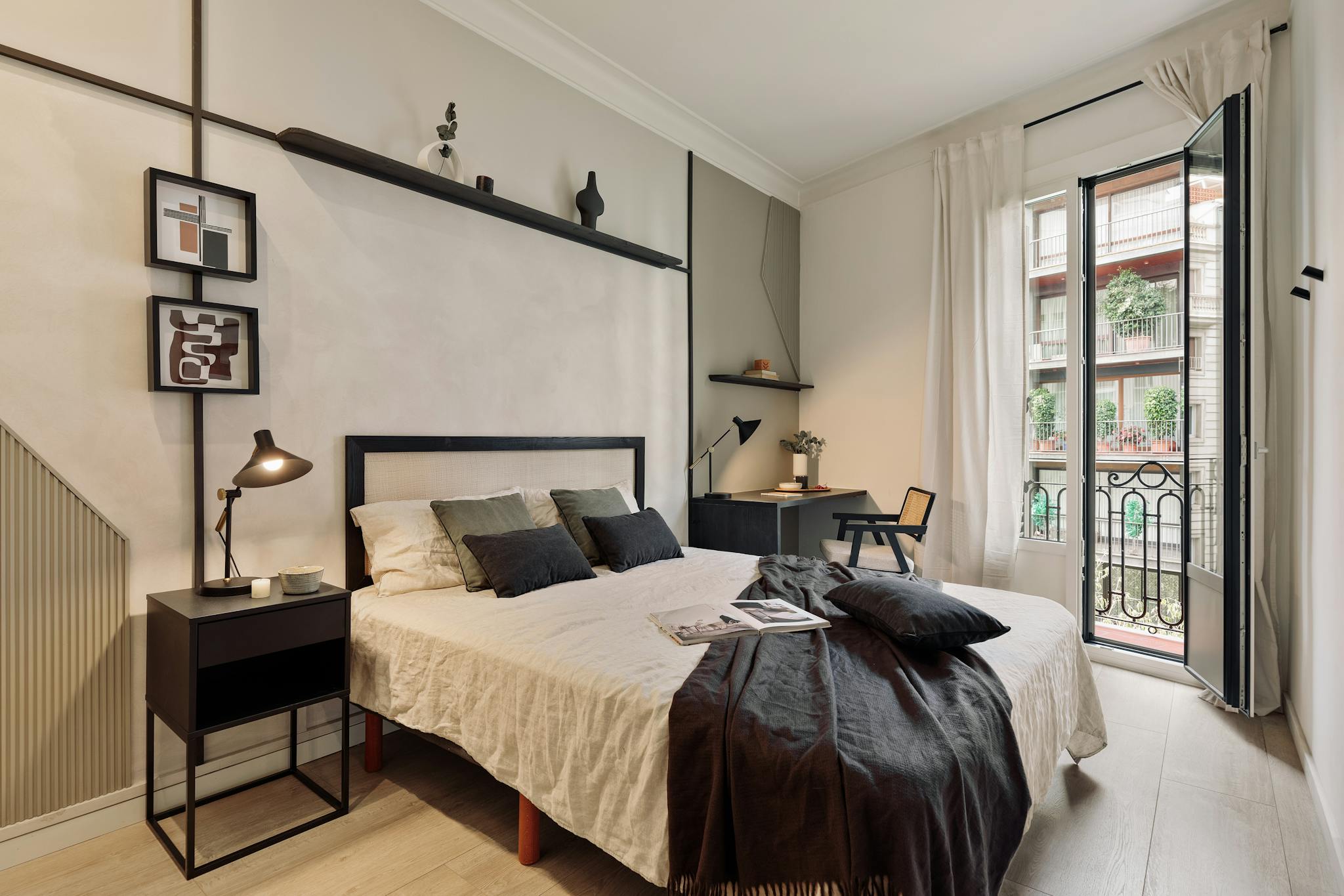 Carrer de Muntaner, Barcelona preview