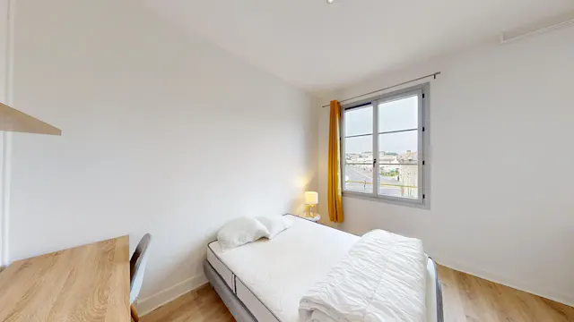 Private room in Rue de l'Intendant Le Nain, Poitiers (1545064) room image 1