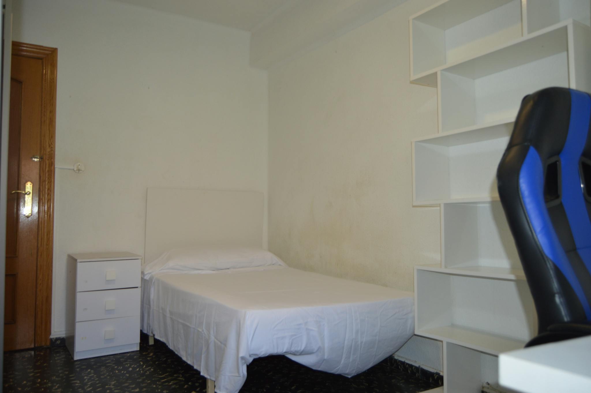 Calle del Doctor Manuel Candela, Valencia preview