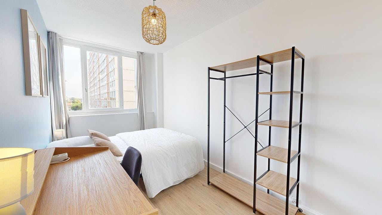 Apartment Bron, 69m² — photo 4
