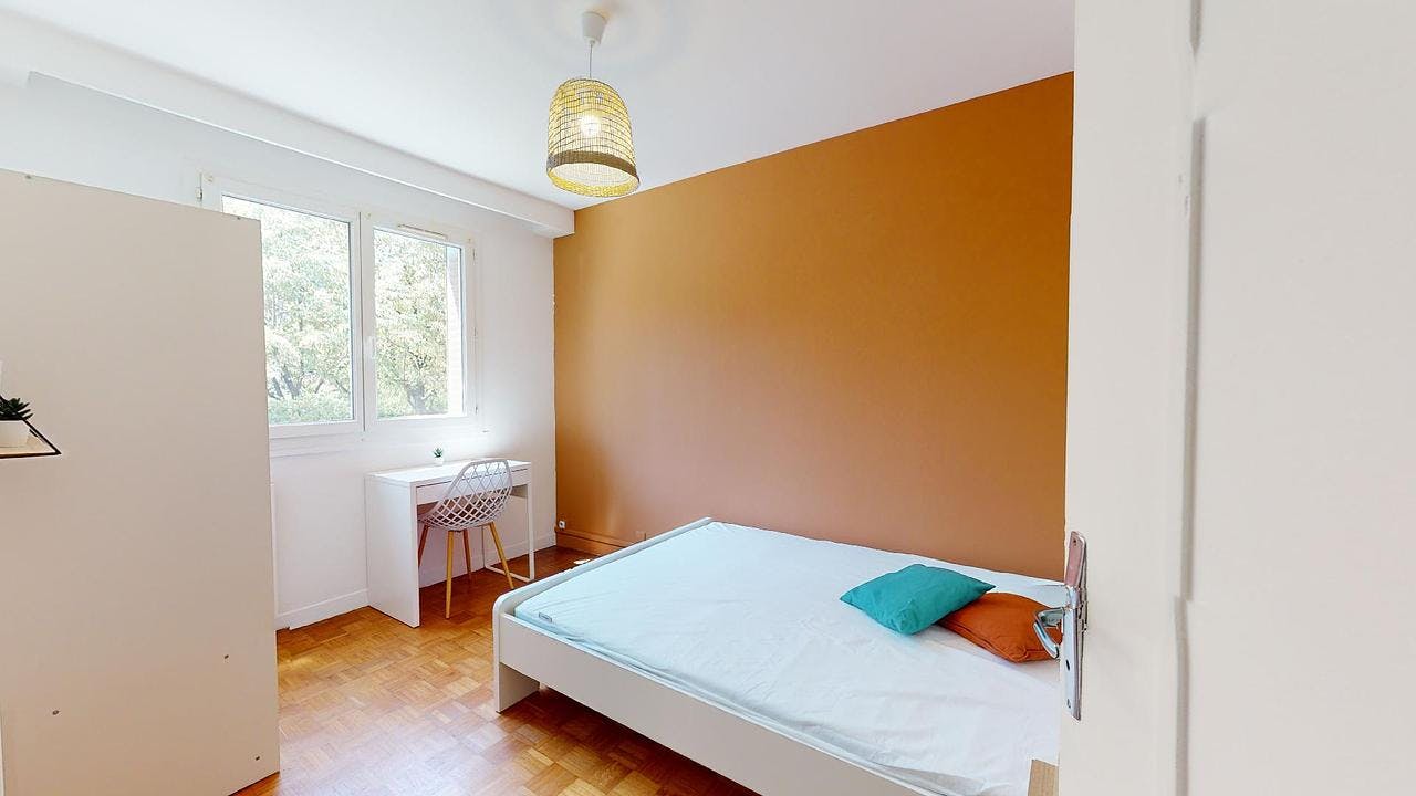 Apartment Vénissieux, 64m² — photo 6