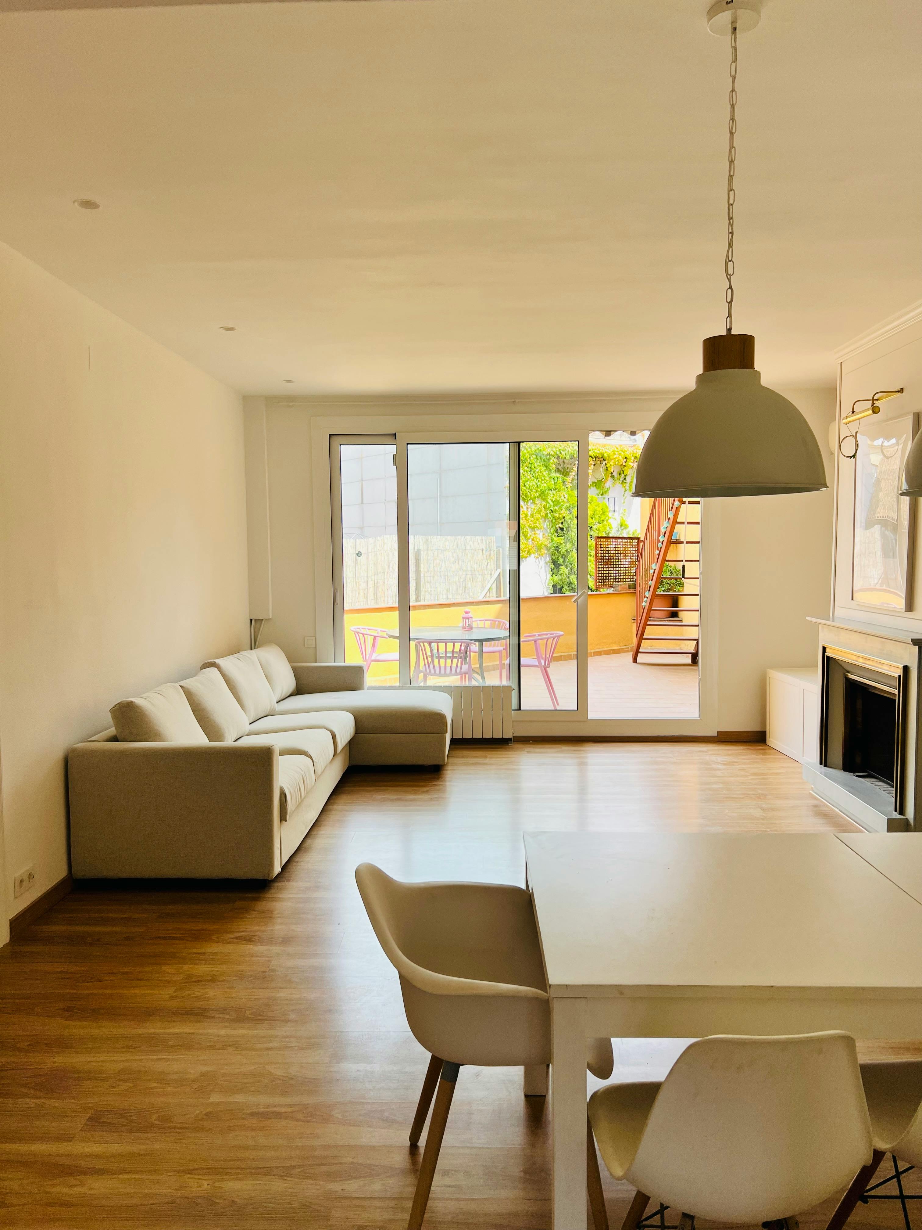 House for rent for €1,300 per month in Sant Cugat del Vallès, Carrer Sant Bartomeu