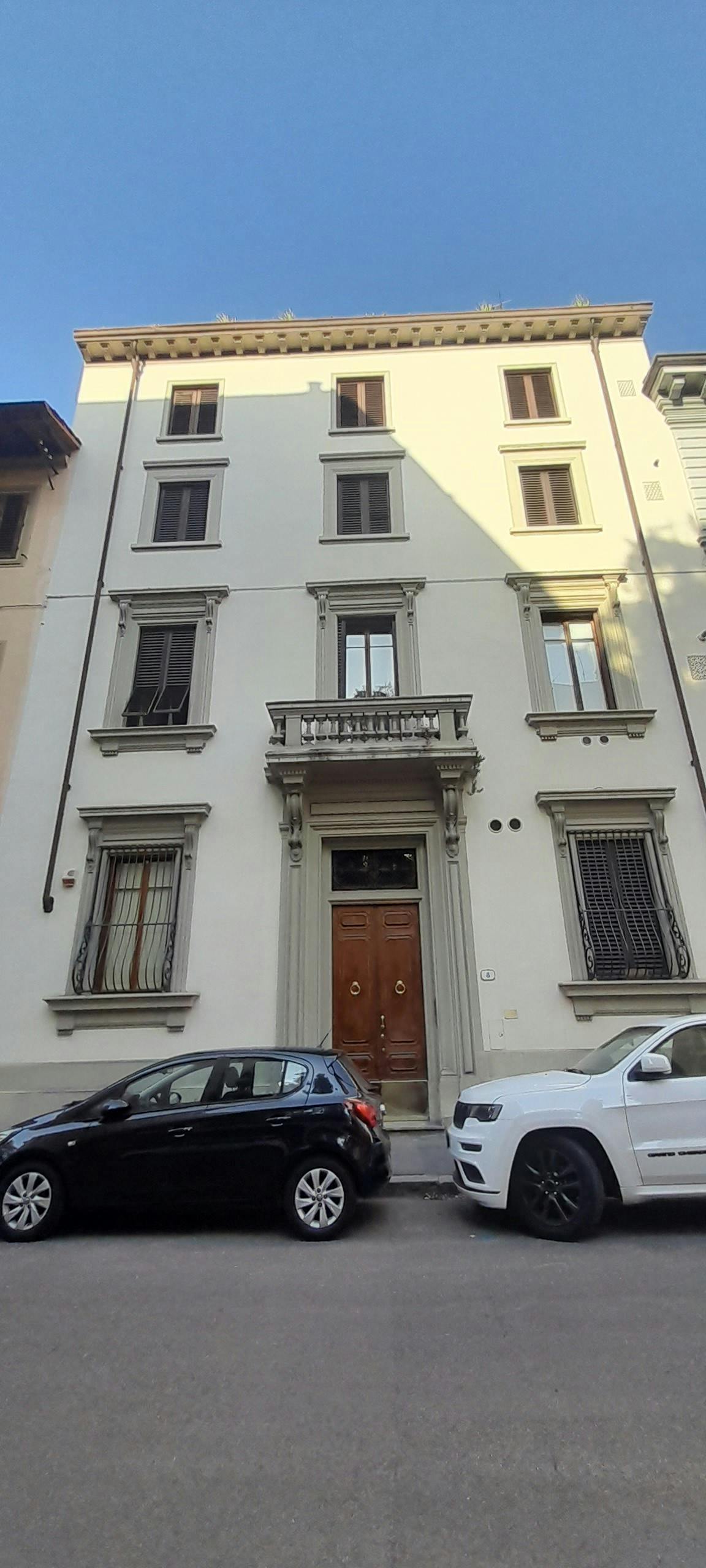 Single room Florence, 1 bed, 15m² — photo 8