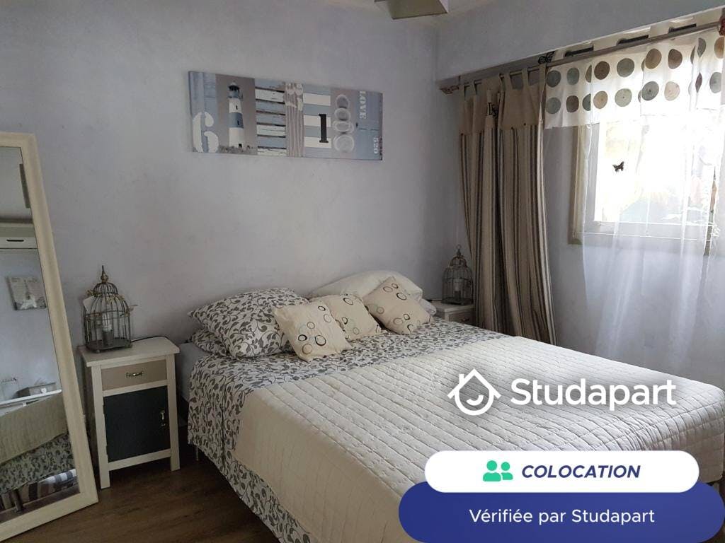 Private room for rent for €660 per month in Vallauris, Avenue de la Liberté