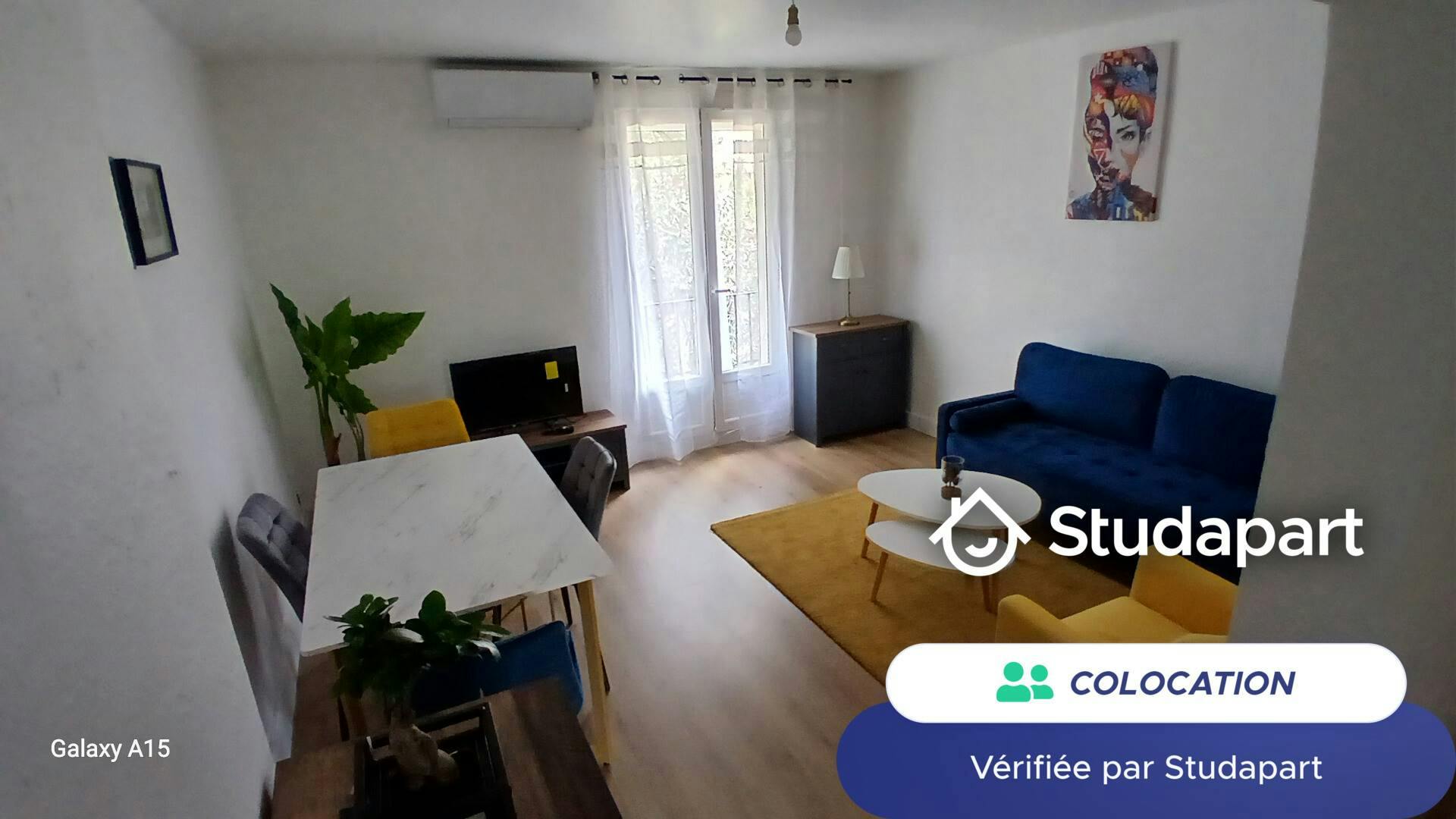 Private room for rent for €457 per month in Avignon, Cours Cardinal Bertrand de Montfavet