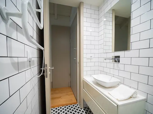 1-Bedroom Apartment in Rua do Almada, Porto (1545765) room image 9