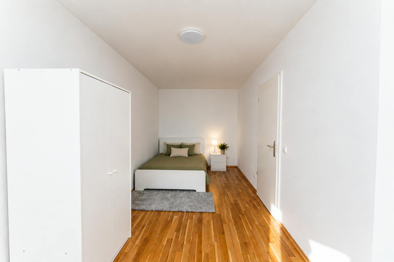 Schnellerstraße, Berlin preview