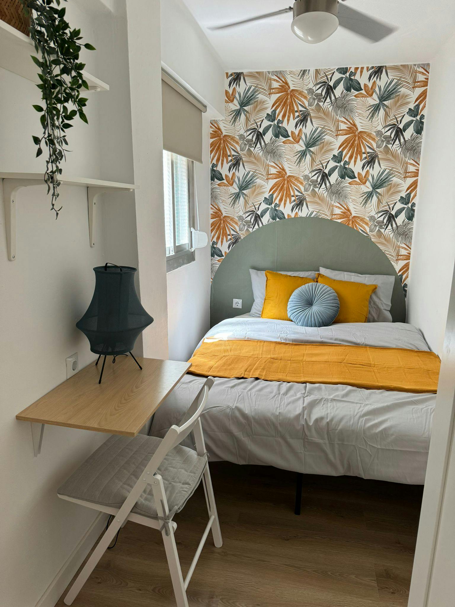 Отдельная комната сдается в аренду за 245 € в месяц в Burjassot, Carrer José Carsi