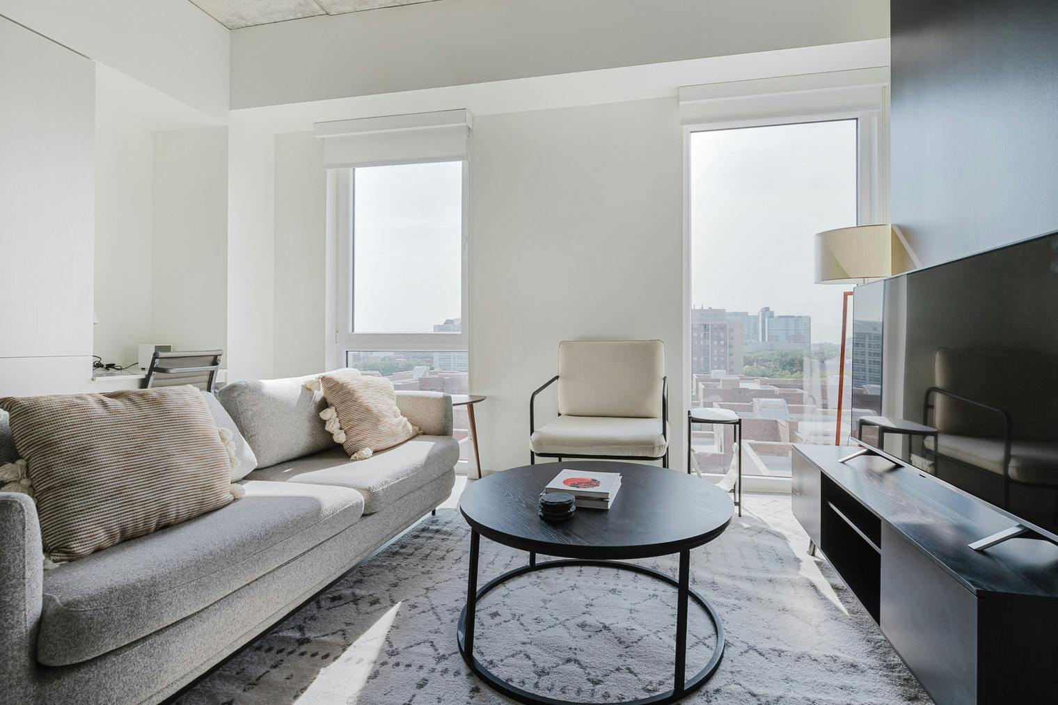 Apartment for rent for $2,298 per month in Chicago, West Schiller Street