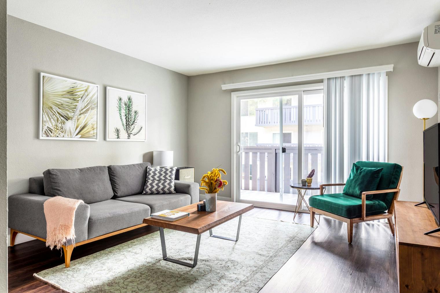 Lägenhet att hyra för $3,181 i månaden i Sunnyvale, South Fair Oaks Avenue