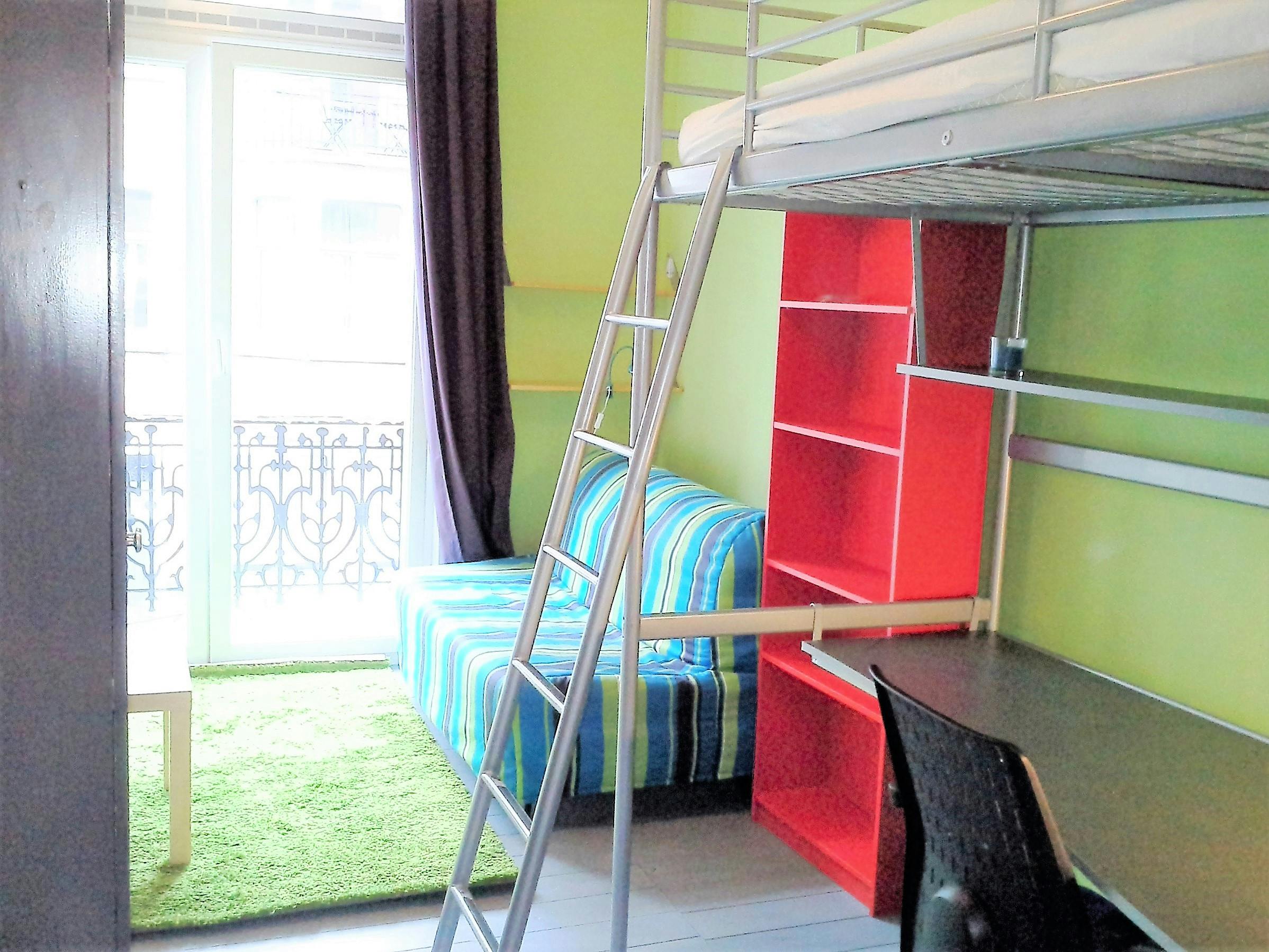 Apartment Etterbeek, 1 bed, 18m² — photo 4