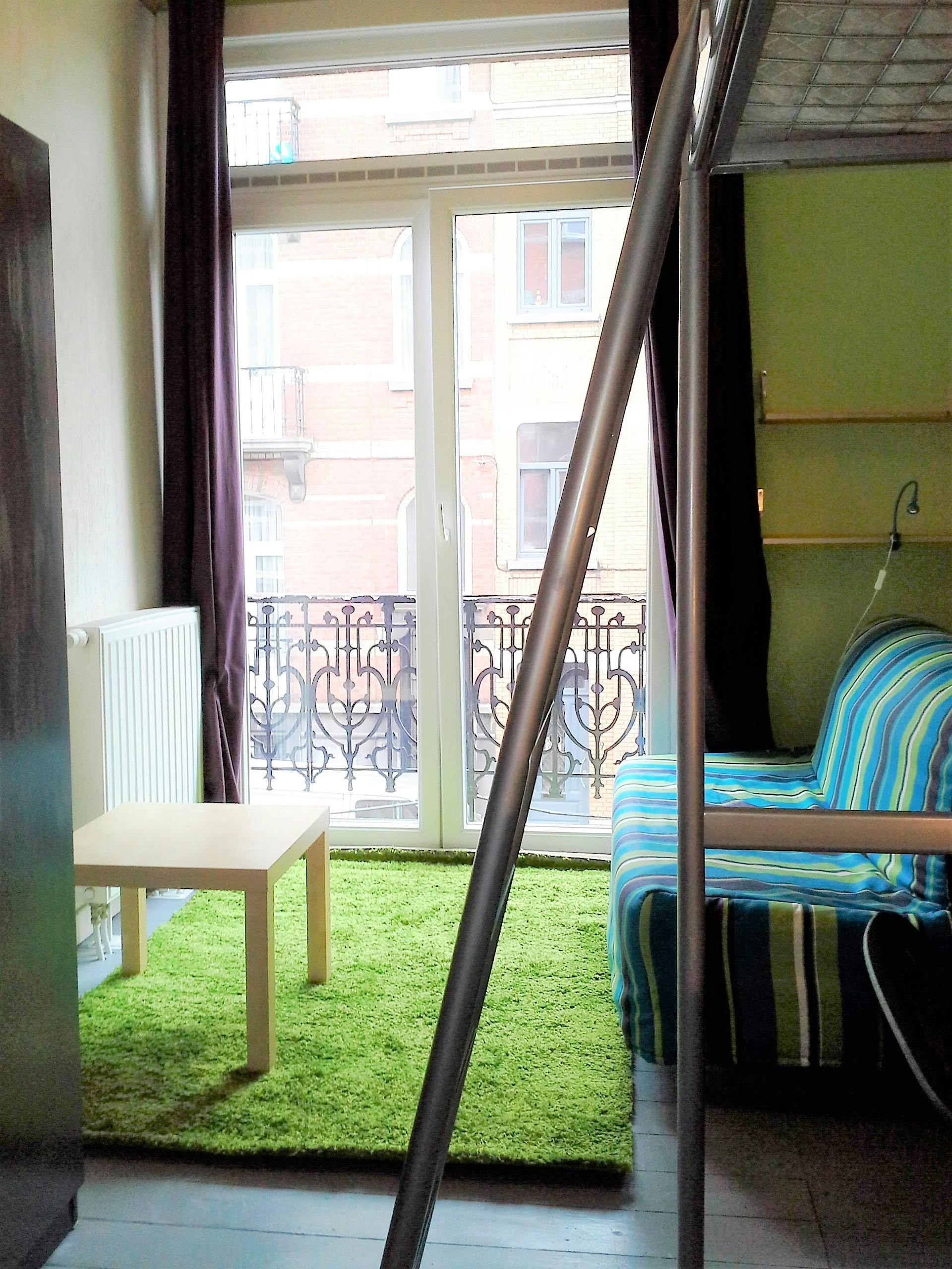 Apartment Etterbeek, 1 bed, 18m² — photo 3