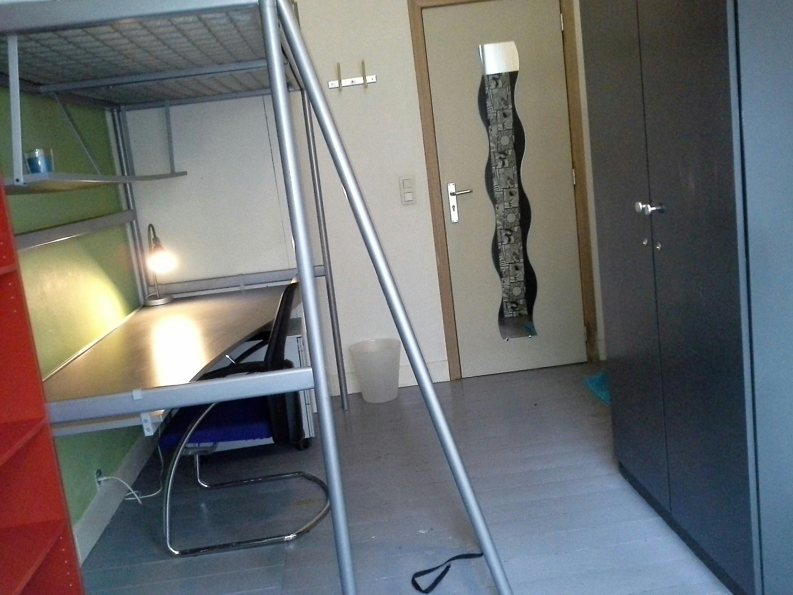 Apartment Etterbeek, 1 bed, 18m² — photo 9