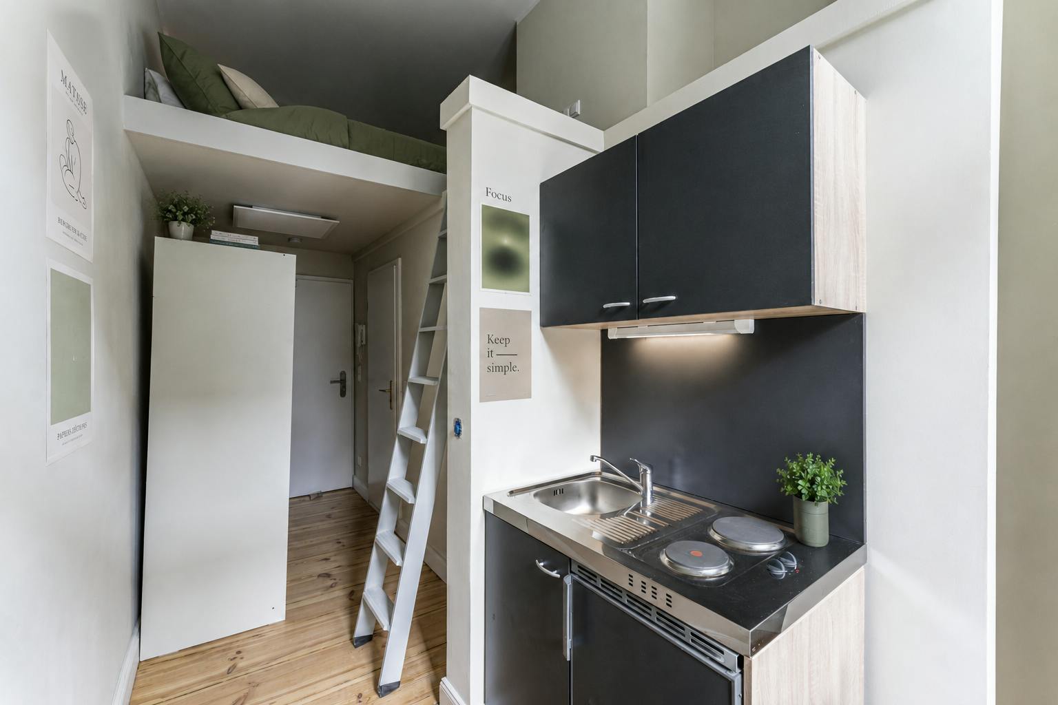 Studio for rent for €750 per month in Berlin, Leibnizstraße