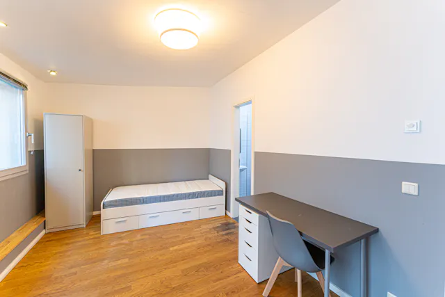 Private room in Leibnizstraße, Berlin (1546236) room image 1