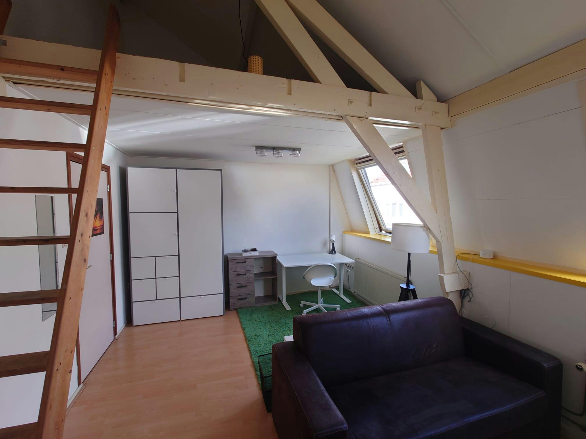 Studio aan Hesperenstraat, Tilburg