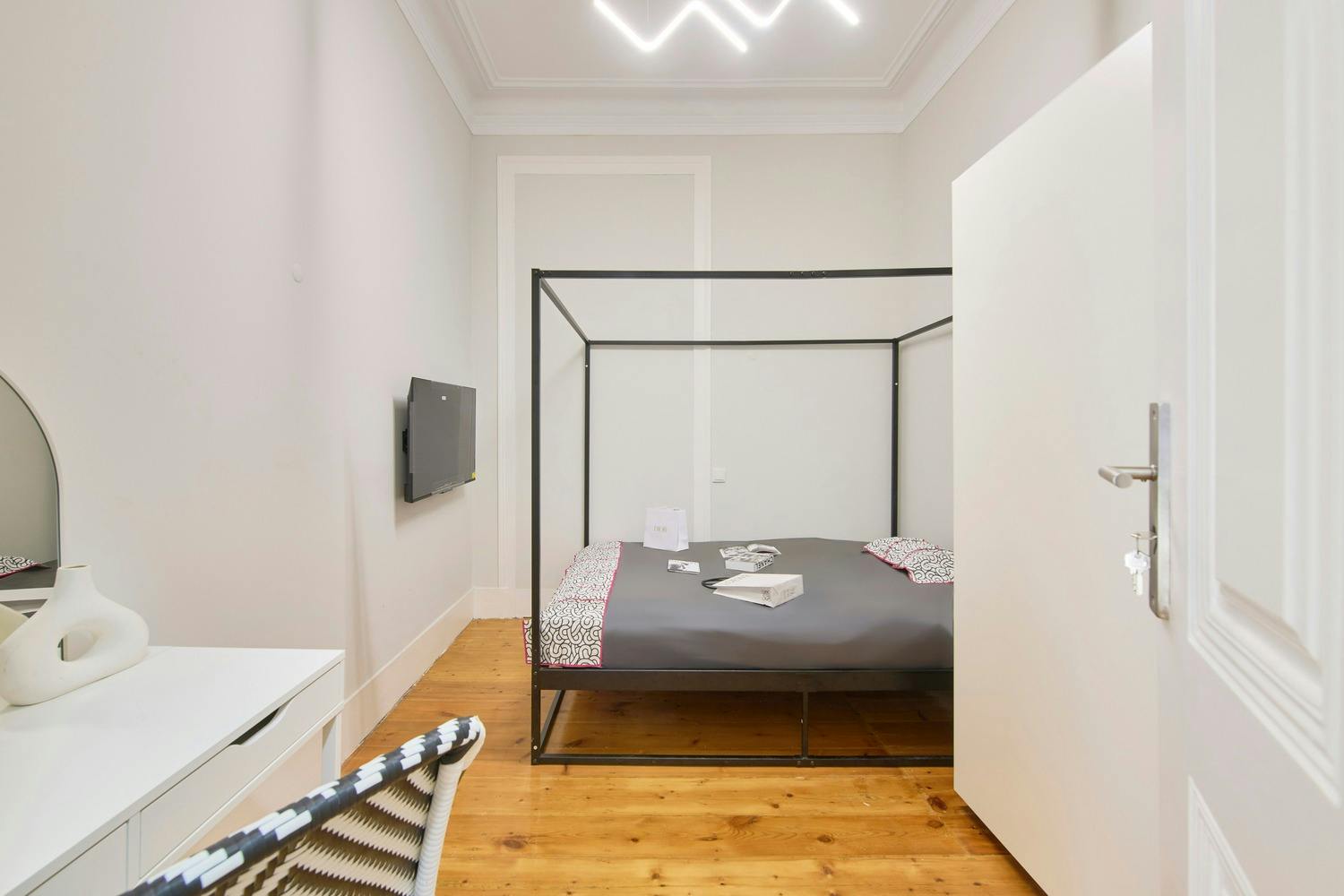 Apartment Lisbon, 1 bed, 16m² — photo 37