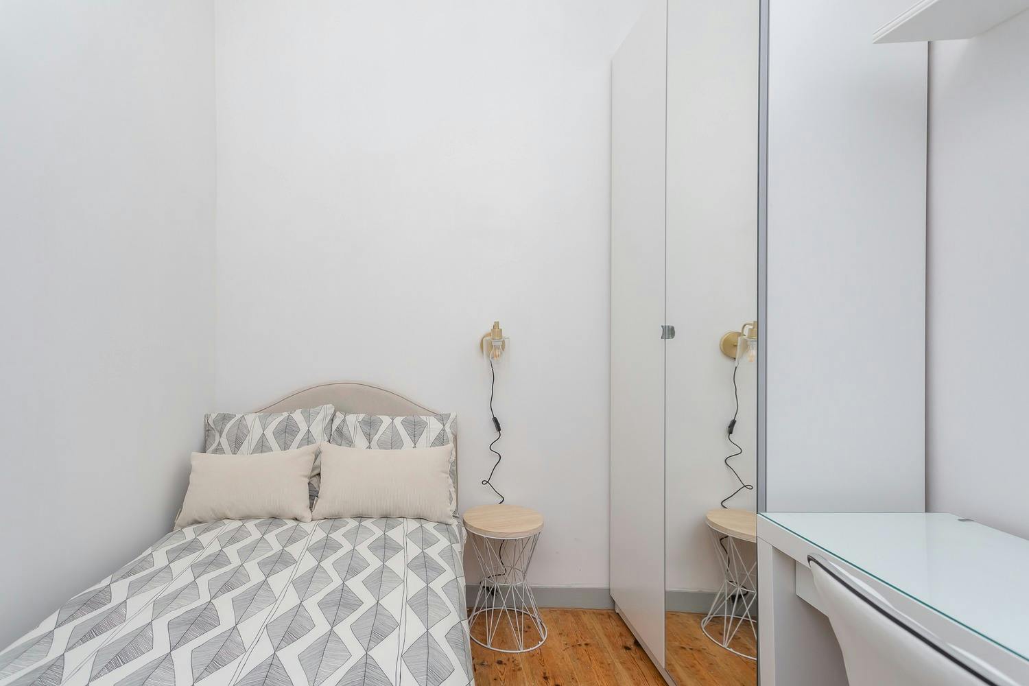 Apartment Lisbon, 1 bed, 16m² — photo 25