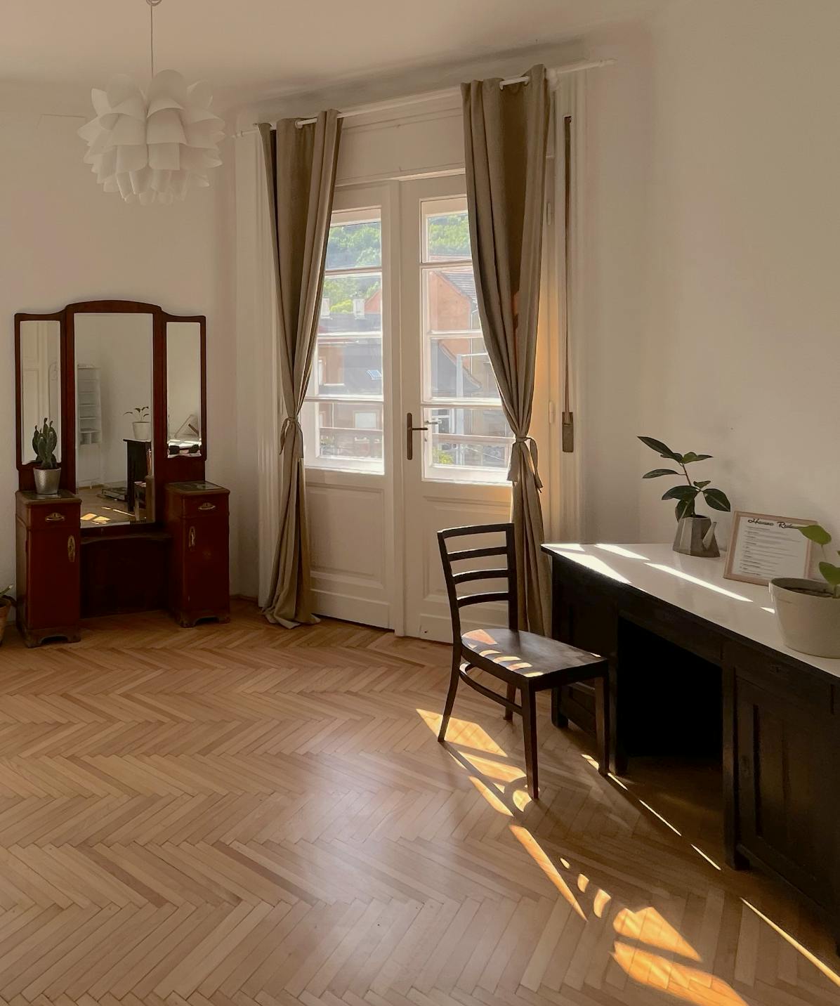 preview gallery tile