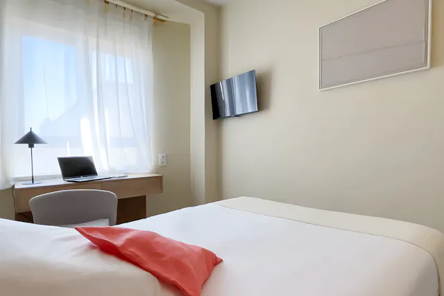 Private room in Calle Donoso Cortés, Madrid (1546391) room image 2